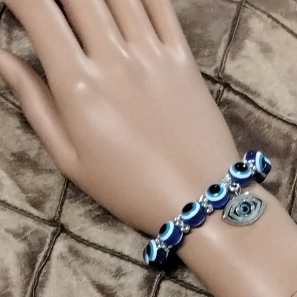 Evil Eye Blue Beaded Charm Bracelet for Protection and Blessing Stretchable Luck - Picture 8 of 16